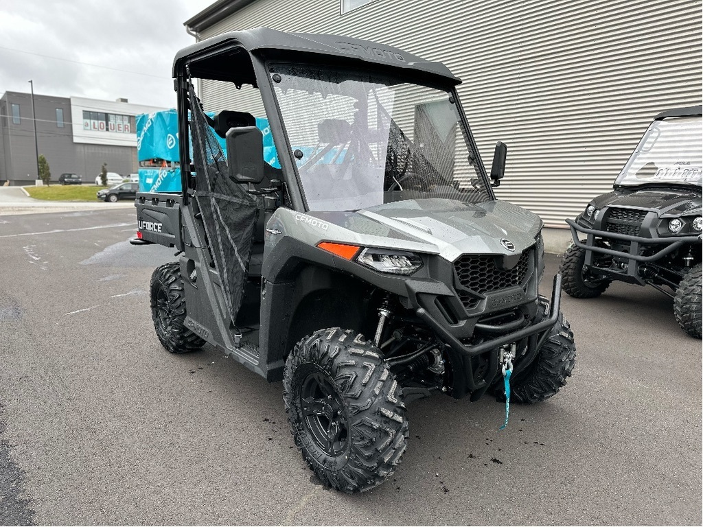 VTT Côte-à-côte CFMOTO UFORCE 600 EPS LX 2025 à vendre