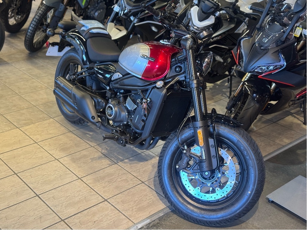 Road Bike and cruiser motorcyle CFMOTO  2025 à vendre
