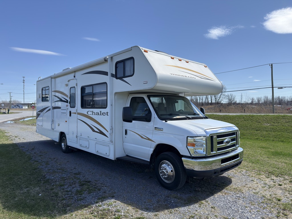 VR Classe C Winnebago 2011 à vendre