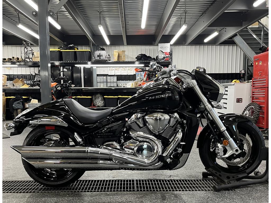 Moto routière/cruiser Suzuki 2025 à vendre