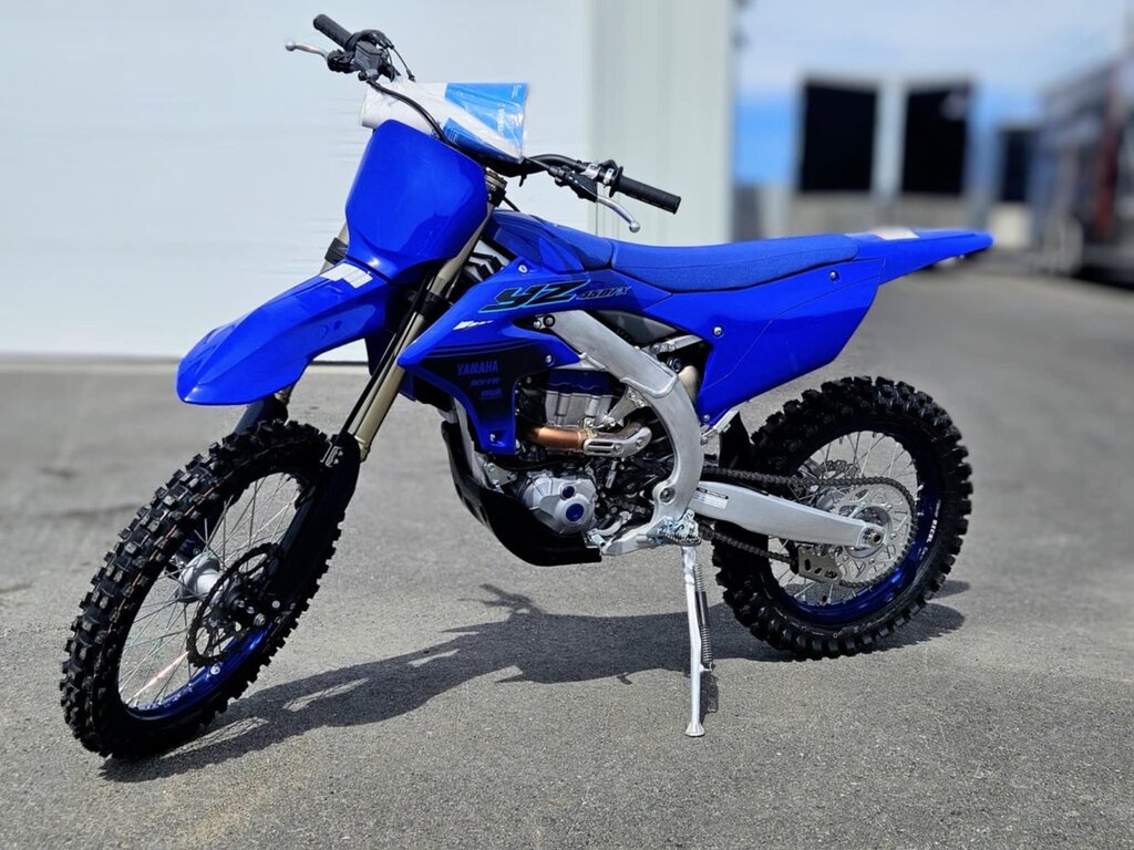 Motocross Yamaha 2024 à vendre