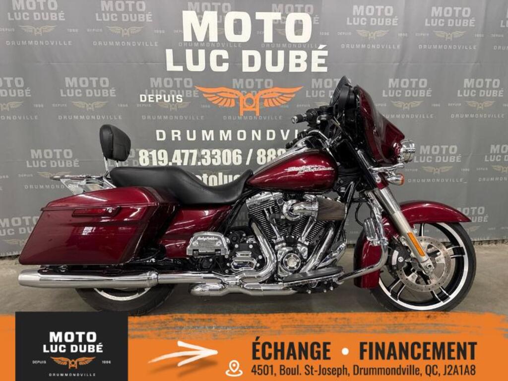 Moto routière/cruiser Harley-Davidson 2014 à vendre