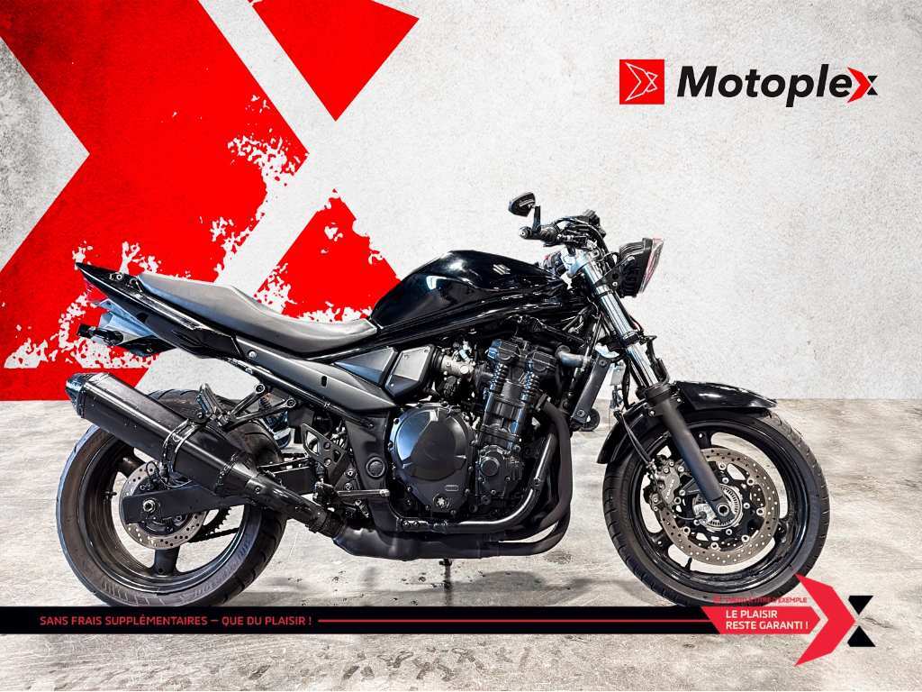 Moto routière/cruiser Suzuki 2012 à vendre
