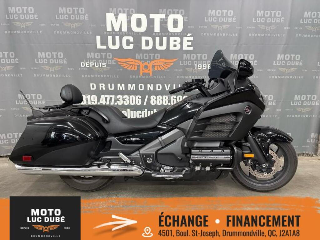 Moto tourisme Honda 2013 à vendre