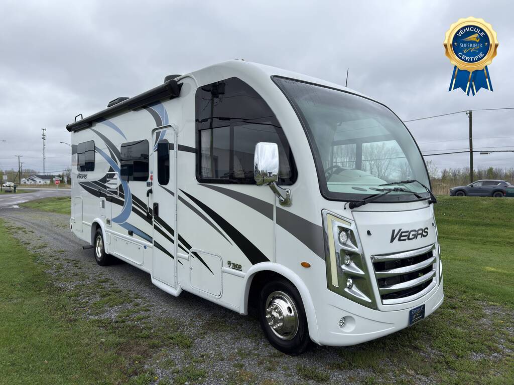 VR Classe A Thor Motor Coach 2023 à vendre