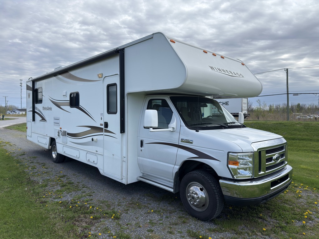 Class C Motorhome Winnebago  2014 à vendre