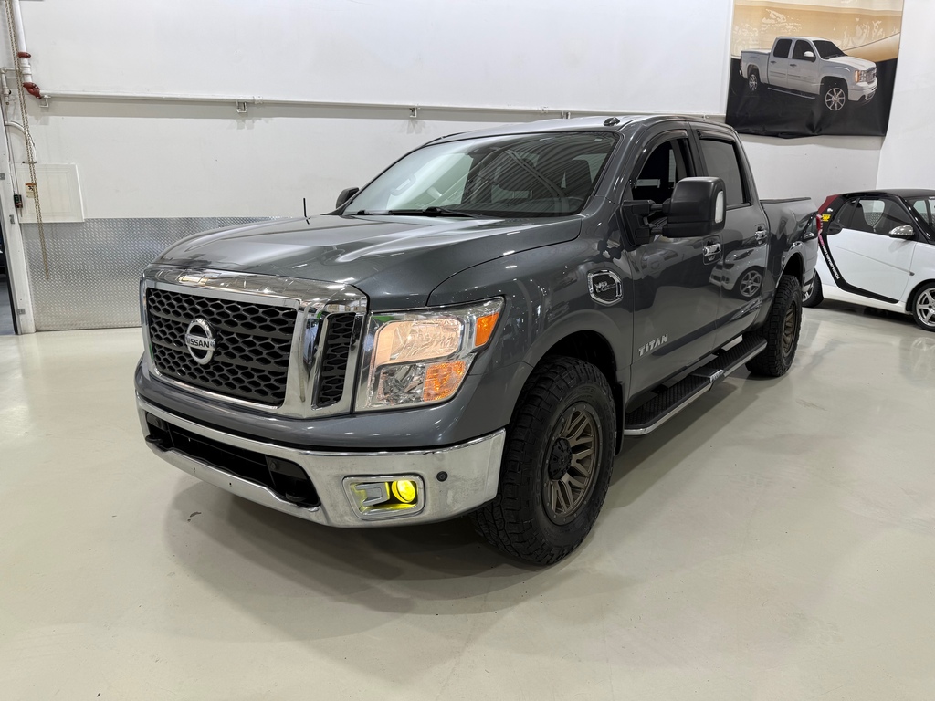 Camion Nissan Titan 2017 à vendre
