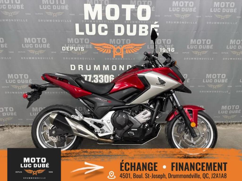 Moto tourisme Honda 2017 à vendre