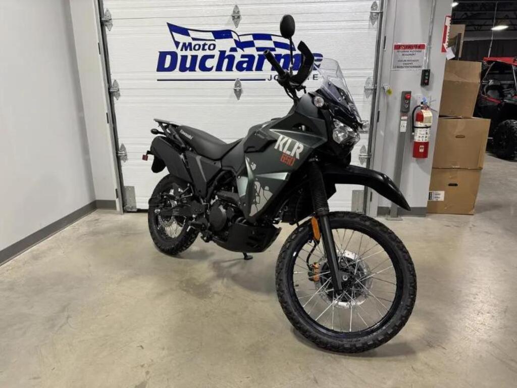 Moto double usage Kawasaki 2025 à vendre