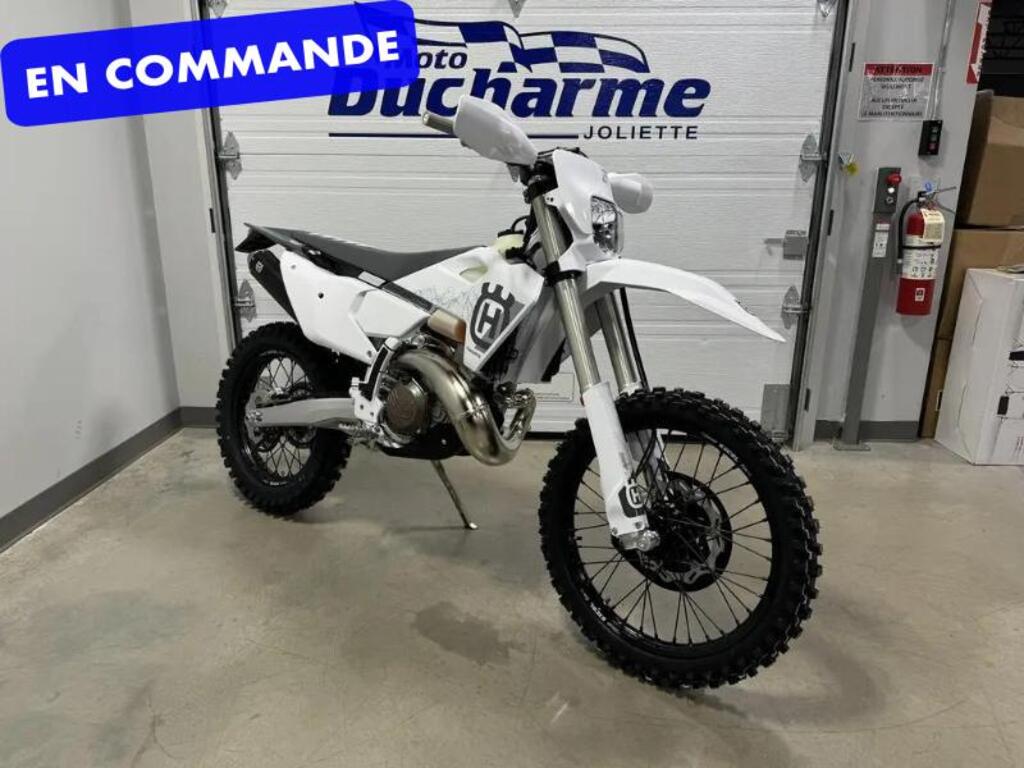 Moto double usage Kawasaki 2025 à vendre