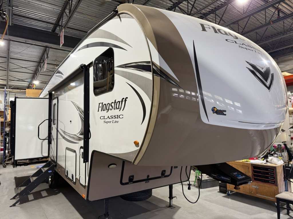 Caravane à sellette Forest River 2018 à vendre