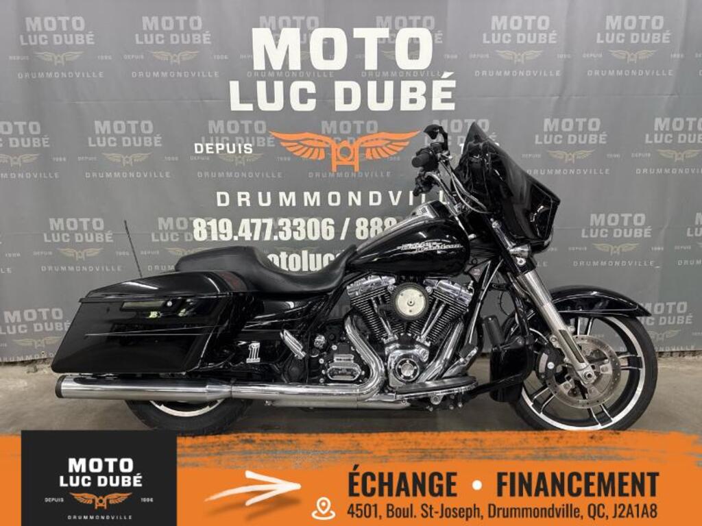 Moto routière/cruiser Harley-Davidson 2015 à vendre