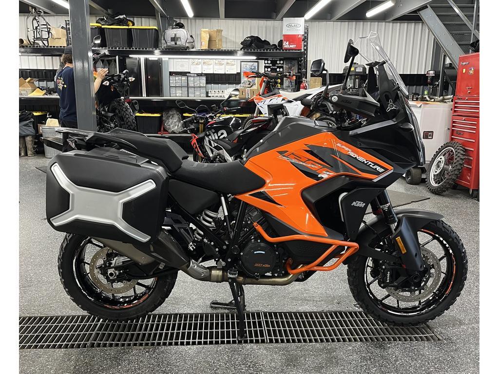 Moto double usage KTM 2022 à vendre