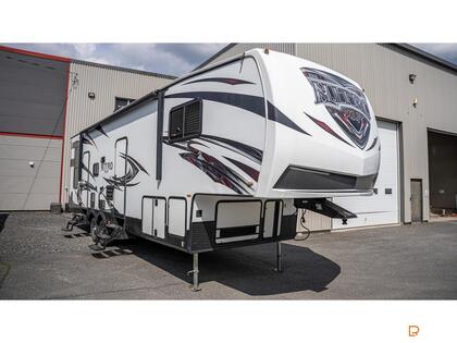 Caravane à sellette Forest River 2016 à vendre