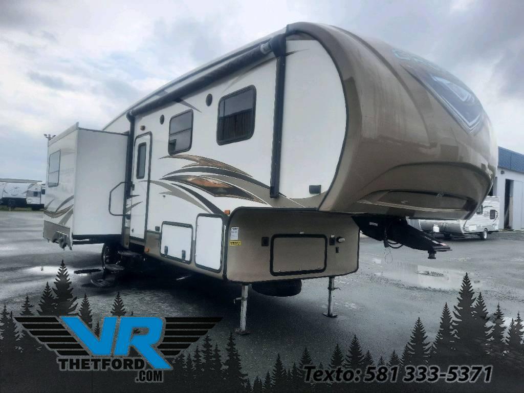 Caravane à sellette Crossroads Cruiser Aire 28SE 2015 à vendre