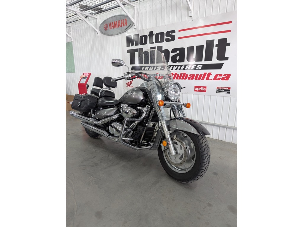 Moto tourisme Suzuki 2005 à vendre