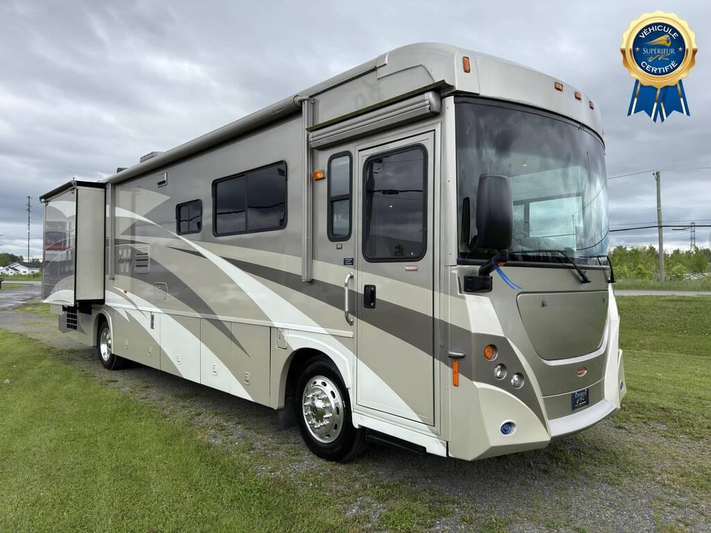 VR Classe A Winnebago 2008 à vendre