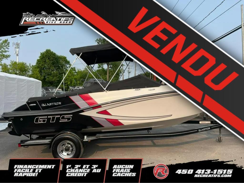 Bateau sport Glastron Inc 2015 à vendre