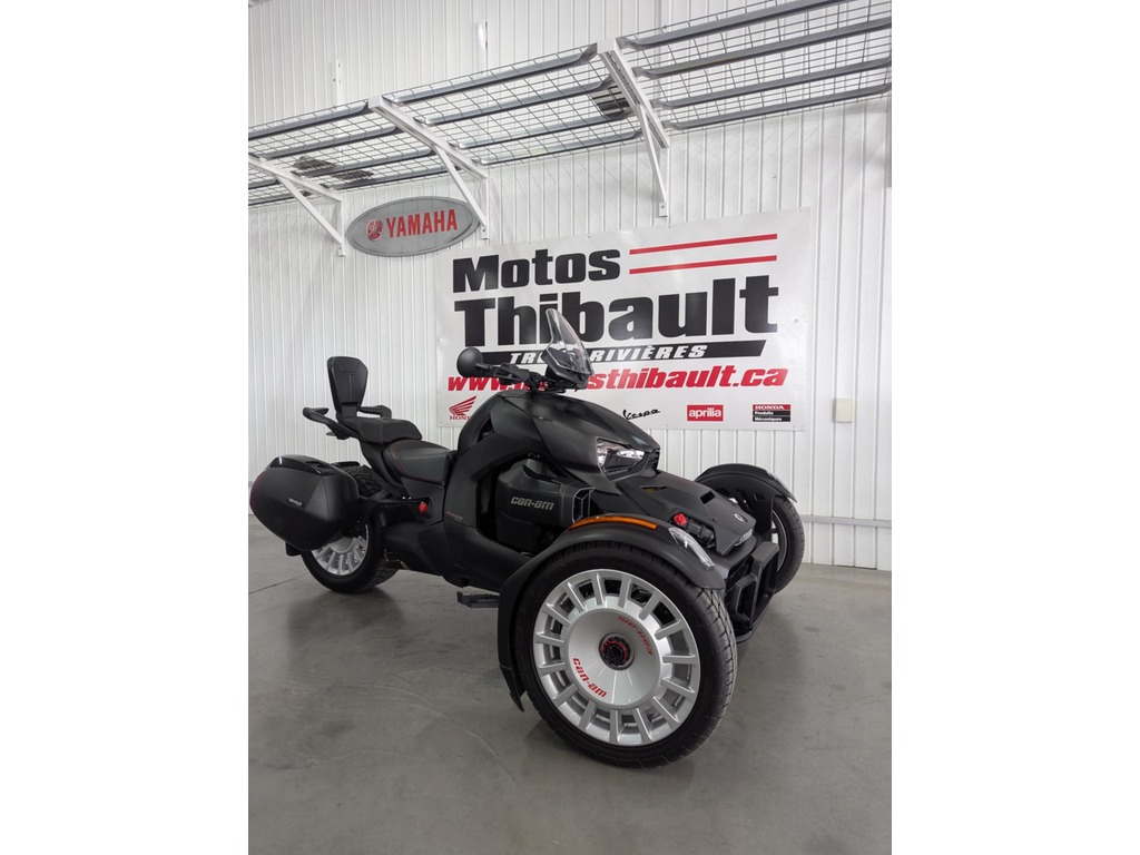 Moto tourisme Can-Am 2024 à vendre