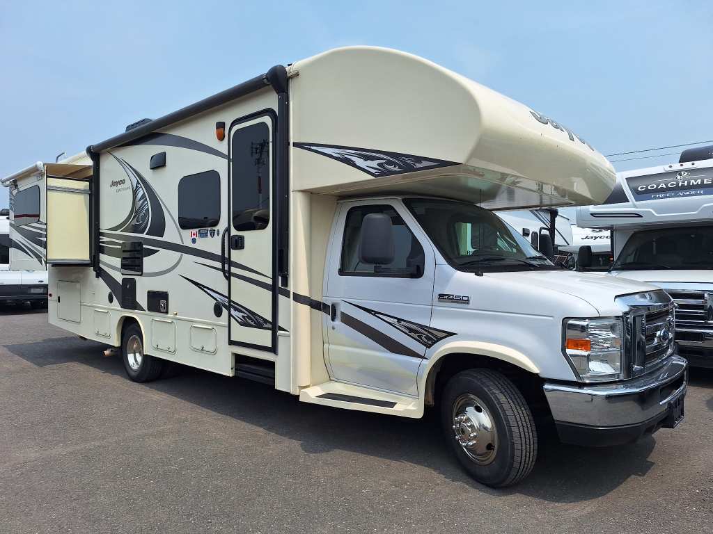 VR Classe C Jayco 2017 à vendre