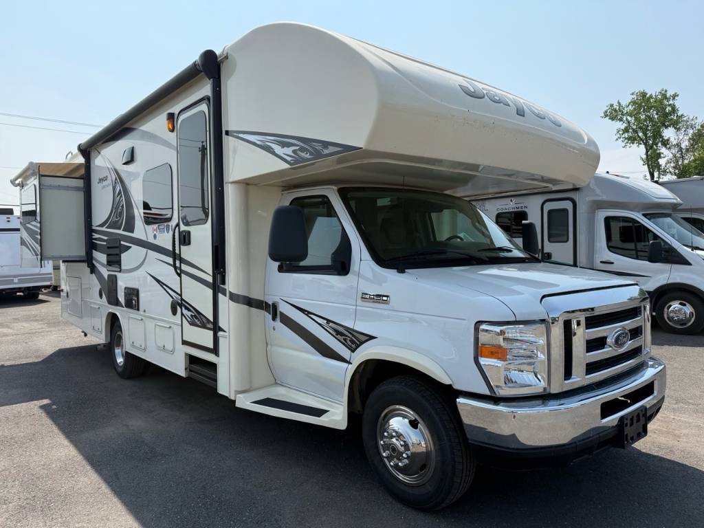 VR Classe C Jayco 2017 à vendre