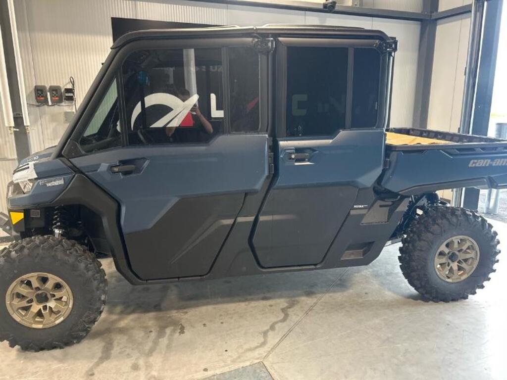 VTT Côte-à-côte Can-Am Defender 2025 à vendre