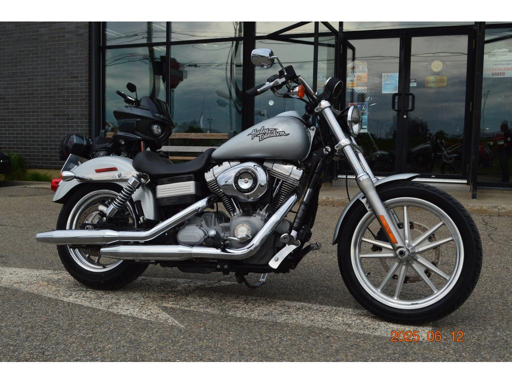 Moto tourisme Harley-Davidson  2010 à vendre