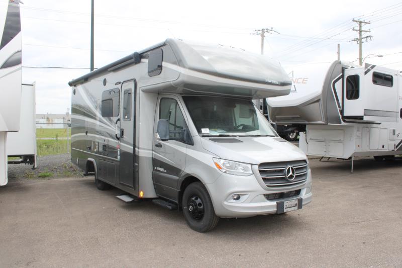 Class C Motorhome Dynamax  2025 à vendre