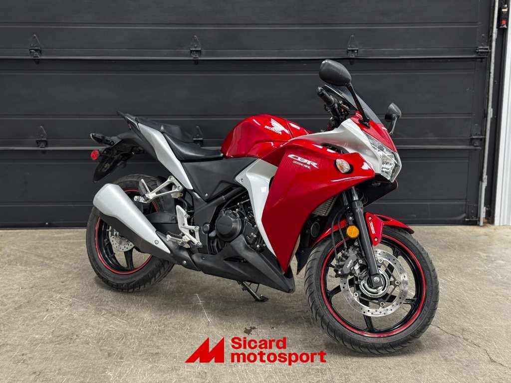 Moto routière/cruiser Honda  2011 à vendre