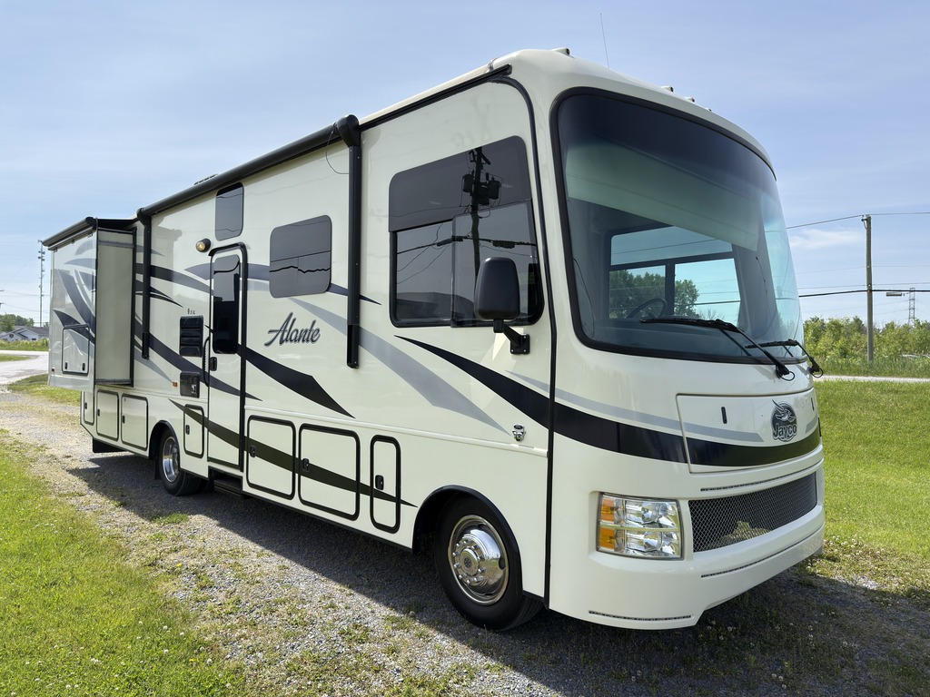 VR Classe A Jayco Alante 31L 2015 à vendre