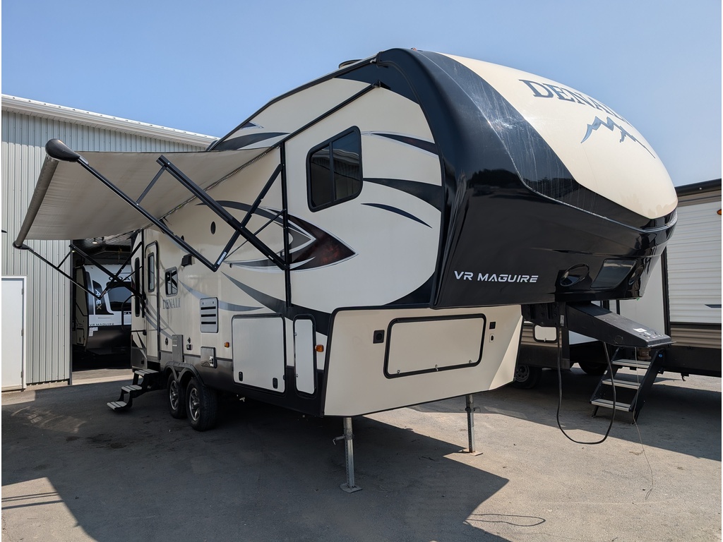 Caravane à sellette Denali 2445RL 2017 à vendre