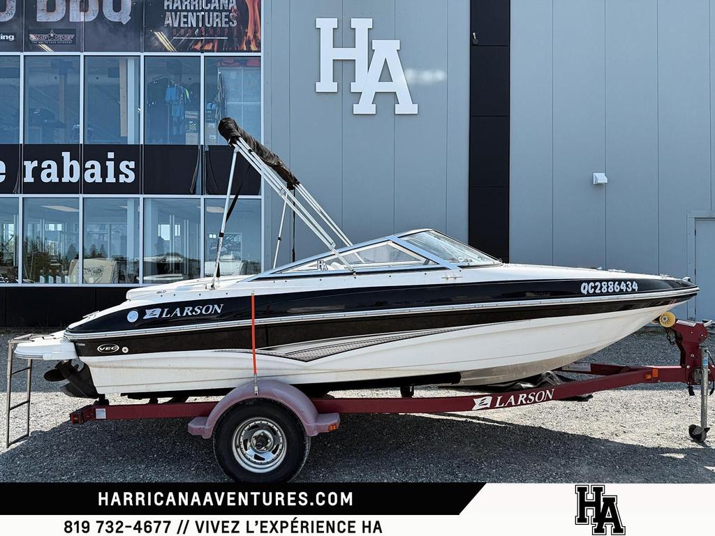 Bateau à moteur Larson 1850 lx 2011 à vendre