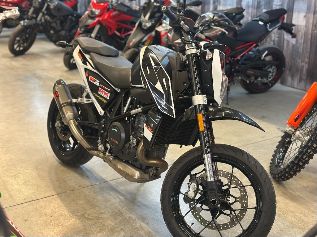 Moto routière/cruiser KTM 2016 à vendre