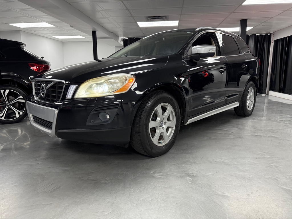 Utilitaire sport Volvo XC60 2010 à vendre