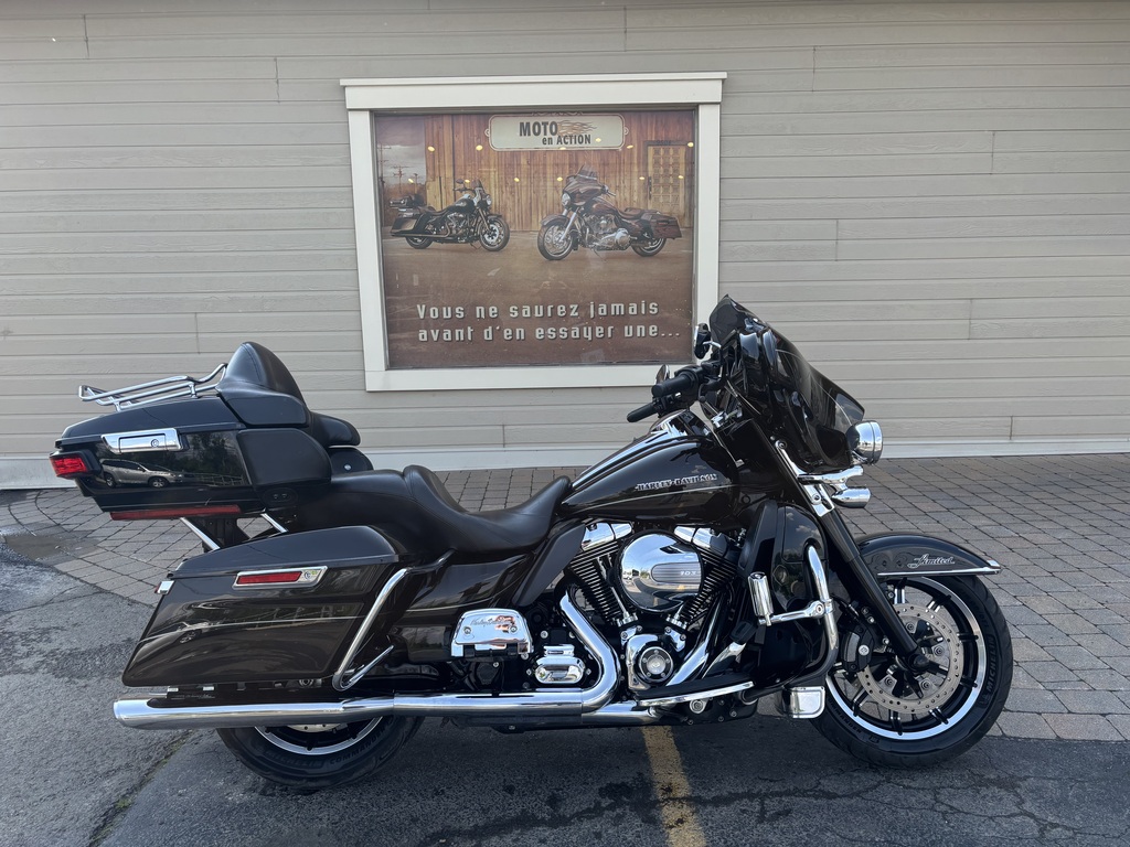 Moto routière/cruiser Harley-Davidson 2014 à vendre