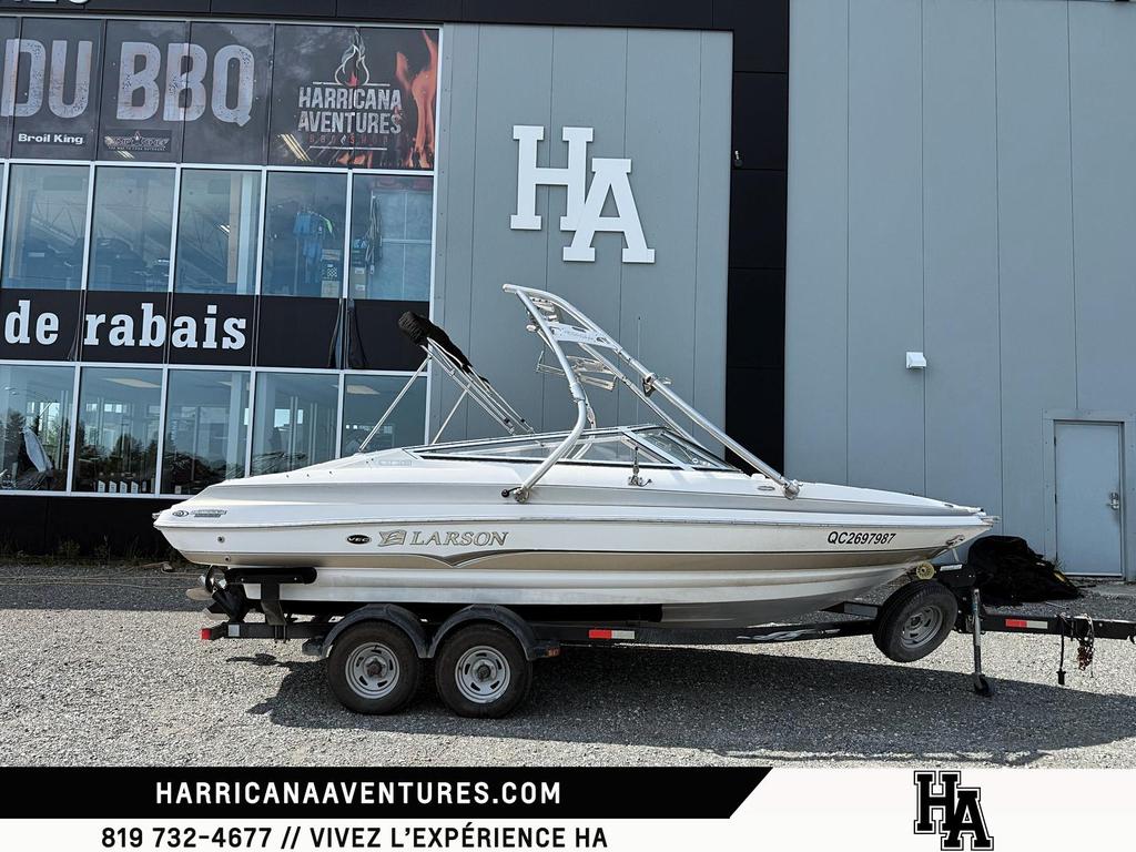 Bateau à moteur Larson 208 LXI 2007 à vendre