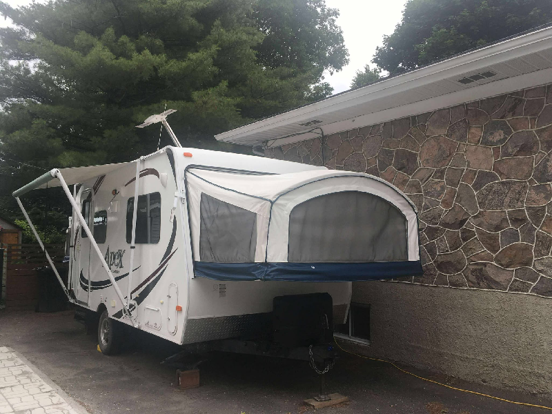 Roulotte Hybride Coachmen APEX 2013 à vendre