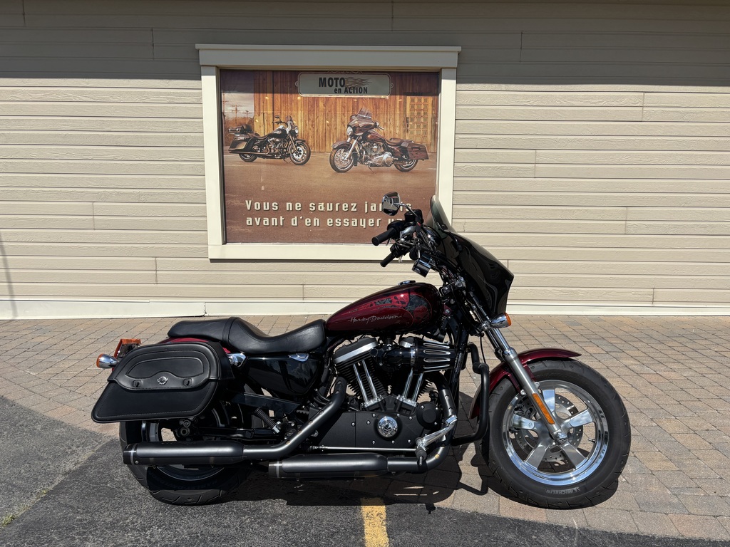Moto routière/cruiser Harley-Davidson 2014 à vendre