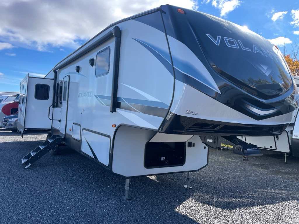 Caravane à sellette Crossroads RV 2021 à vendre