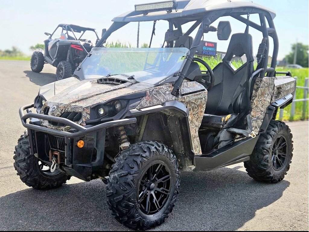 VTT Côte-à-côte Can-Am Commander 2012 à vendre