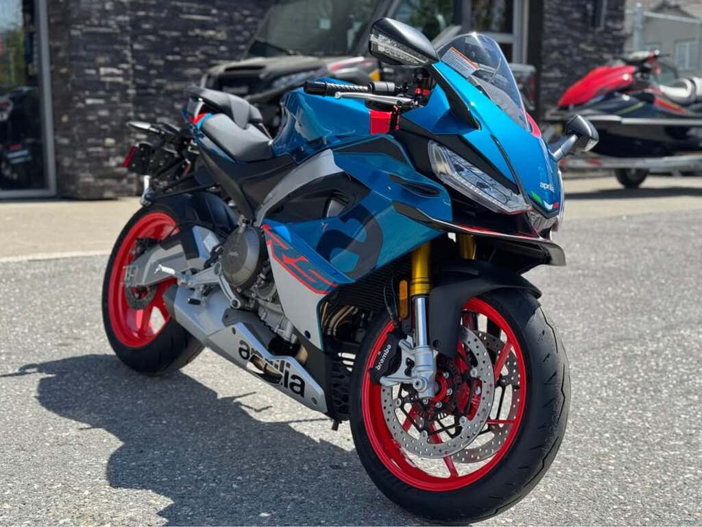 Moto routière/cruiser Aprilia 2026 à vendre