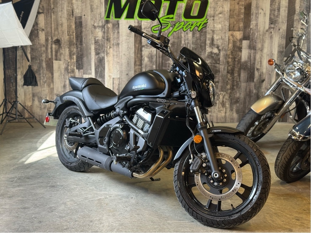 Moto routière/cruiser Kawasaki 2022 à vendre
