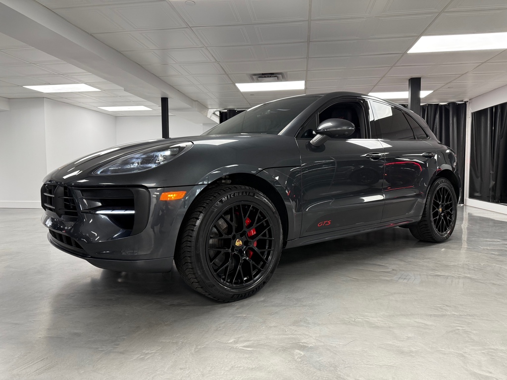Véhicule Utilitaire sport Porsche Macan 2021 à vendre