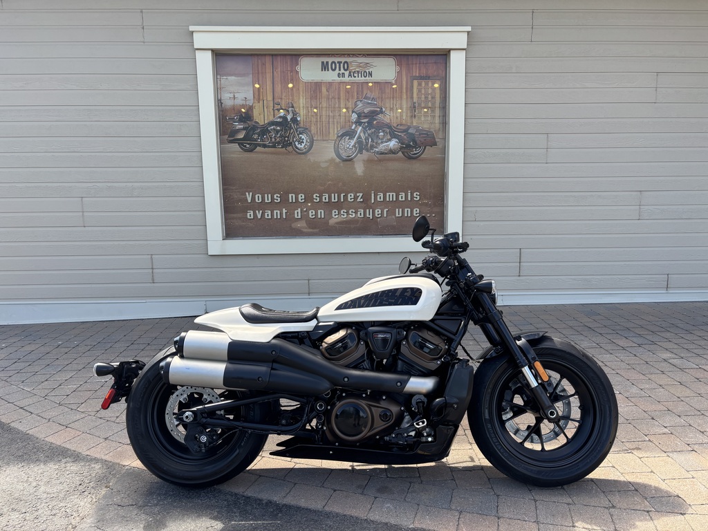 Moto routière/cruiser Harley-Davidson 2022 à vendre