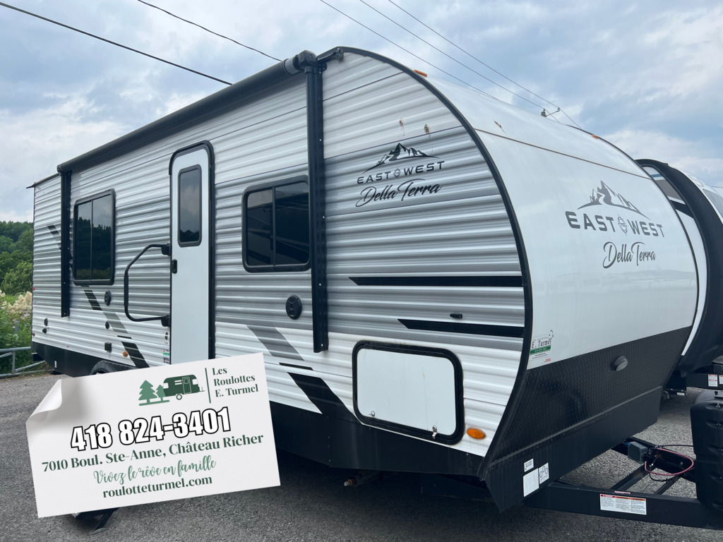 Travel Trailer East to West  2023 à vendre