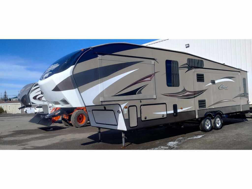 Caravane à sellette Keystone RV  2015 à vendre