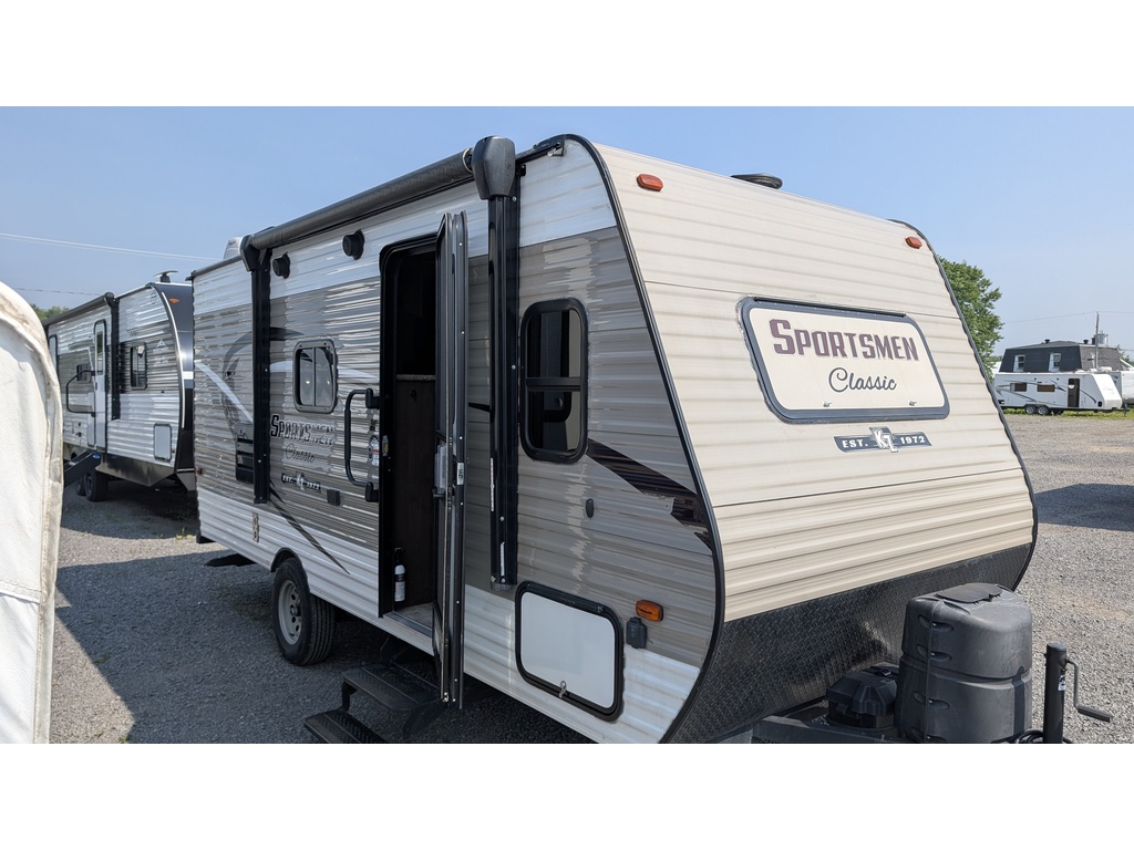 Roulotte Sportsmen  2019 à vendre