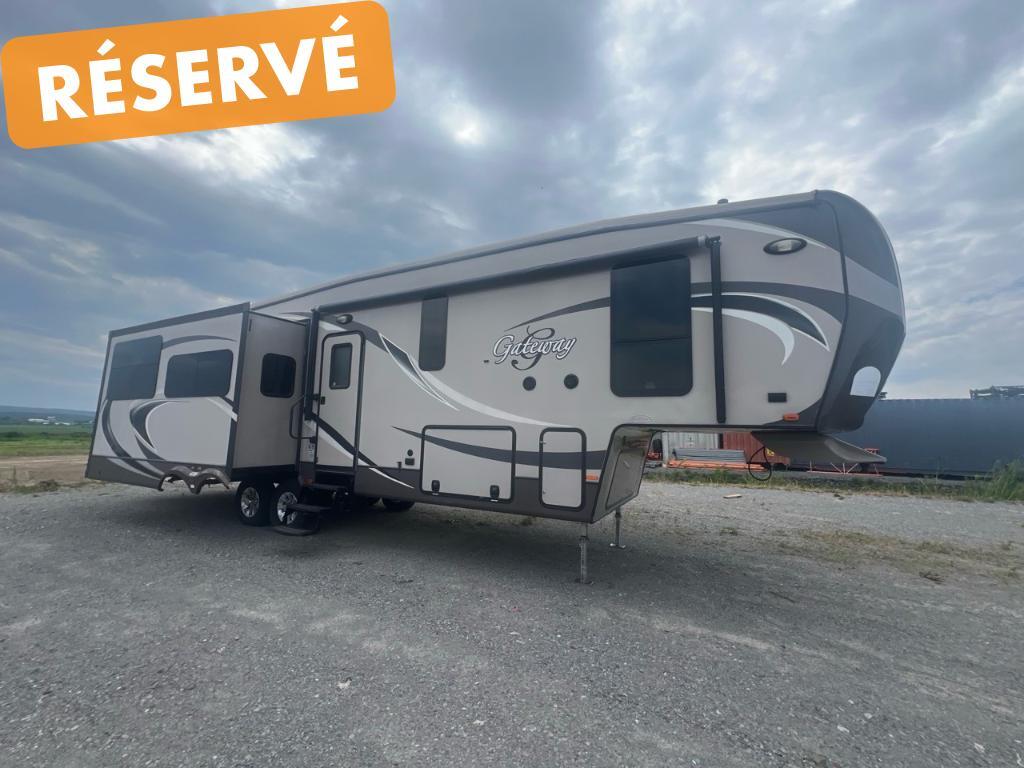 Caravane à sellette Heartland GATEWAY 3300ML 2014 à vendre