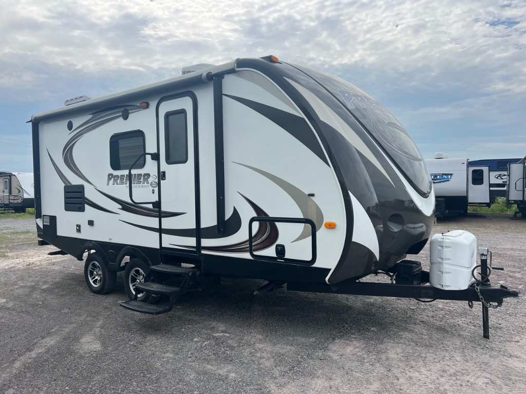 Roulotte Bullet 19FBP 2014 à vendre