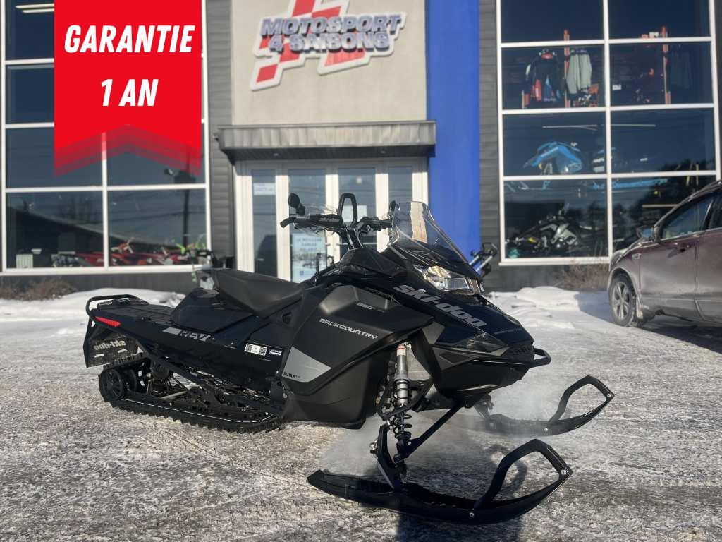 Motoneige Bombardier 2020 à vendre